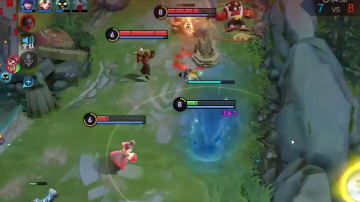 Lan: Why are the three of you chasing sharks?