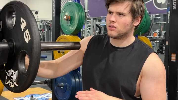 Trong phòng gym có hai kiểu người, đâu mới là đúng?