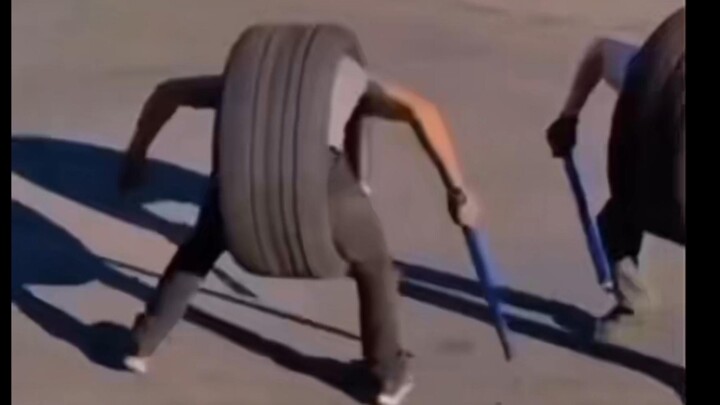 แปลงร่างเป็นคนยางล้อ---ล้อกลิ้ง滾