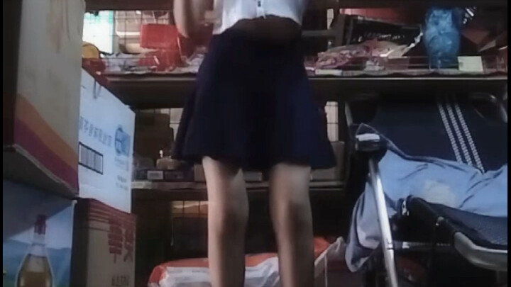 Middle school girl's final struggle before school starts [blushing] [blushing] [blushing]