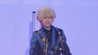 Mệt gần chết rồi mà vẫn duy trì được biểu cảm quản lý như vậy sao, anh Tư Quân [fusion Thiên Mã quay