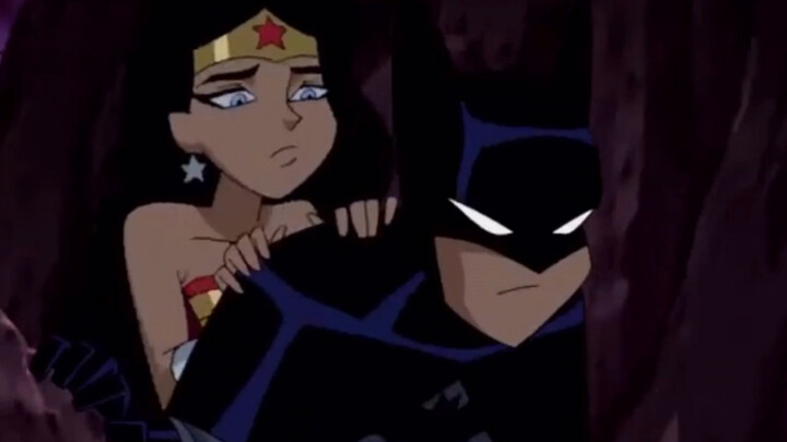 It turns out that Wonder Woman also has the side of a little girl in front of her master!