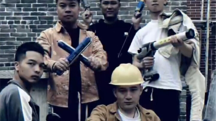 Đội ngũ bắn keo cực chất của anh chàng, áp lực ngập tràn!