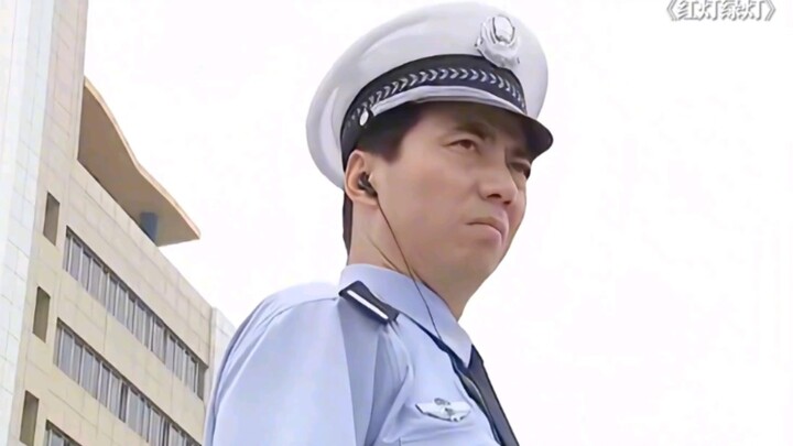 “ไอ้หนุ่ม ที่แกขวางไม่ใช่รถ แต่เป็นอนาคตของแกเอง”