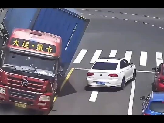 Did you know there's a hidden feature in your car? #Car #DailyCarKnowledgeShares