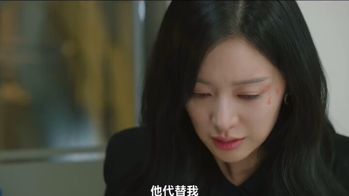 The screenwriter is really good. Although she is sad, she does not blame others. Her first reaction 