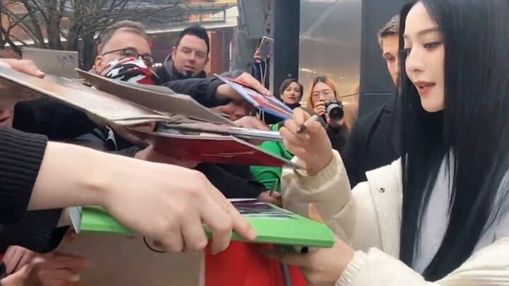 My ex-wife who made a mistake, at 40, still outshines all the female stars! | Fan Bingbing