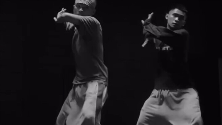 【Biên đạo】Dylan biên đạo mới cho Despacito! Xuất chiêu mượt mà gần một phút!