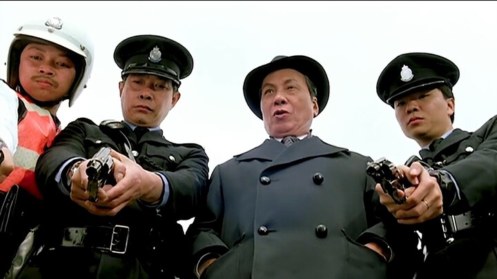 Sammo Hung had just been released from prison, but the next second he was surrounded by police cars 