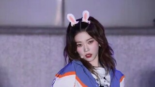 Billlie 福富月 230525 everybody’s got a $ECRET