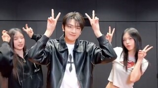 Newjeans+Lin Yi thử thách nhảy Supershy