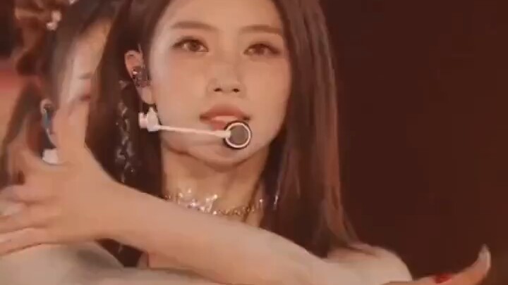 Những ai chưa xem đoạn này của Thẩm Tiểu Đình thì “khổ” rồi!!