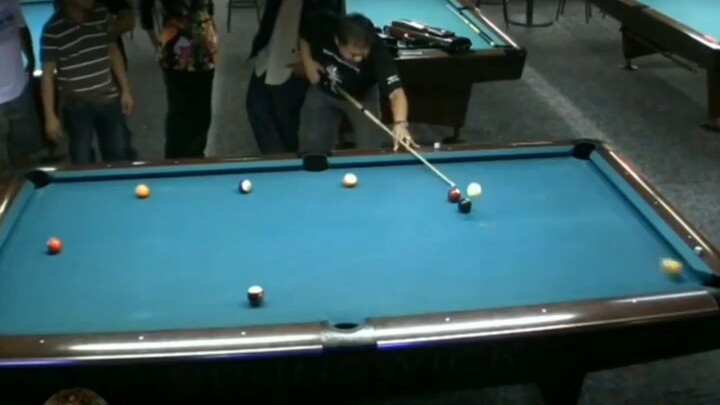 Efren Reyes' unbelievable shot rare footage.