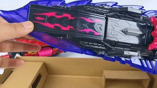 [Review time for leeks] Review of DX Bitter Gabe's Bite Sword. Spend so much money only to buy a cas