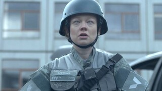 A soldier had a terrifying chip implanted in his brain and was ordered to destroy zombies, but the t
