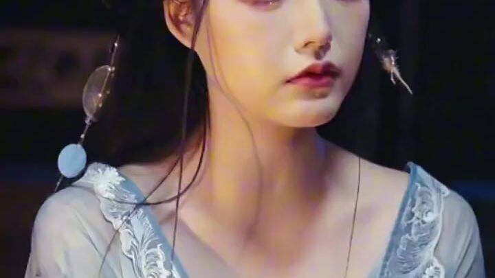 Dari korban jadi penghancur! Dia bangunin semua cewe yg terperangkap, hancurin game bareng