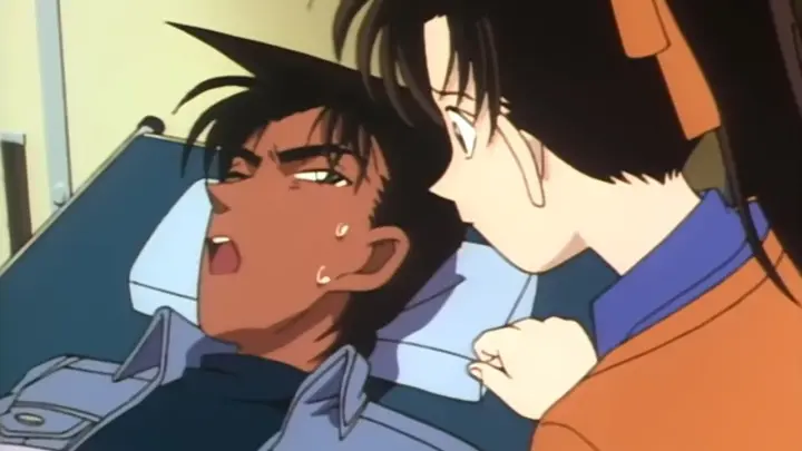Hattori x Kazuha | Hattori gets shot and Kazuha cries | Detective Conan
