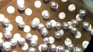 ซ่อมการ์ดจอโดยใช้มือเปล่าในการวางลูกบัดกรี