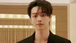 [Xu Kai] |. Upacara GQ |. Ini jelas merupakan wajah yang unik di dunia. ! !