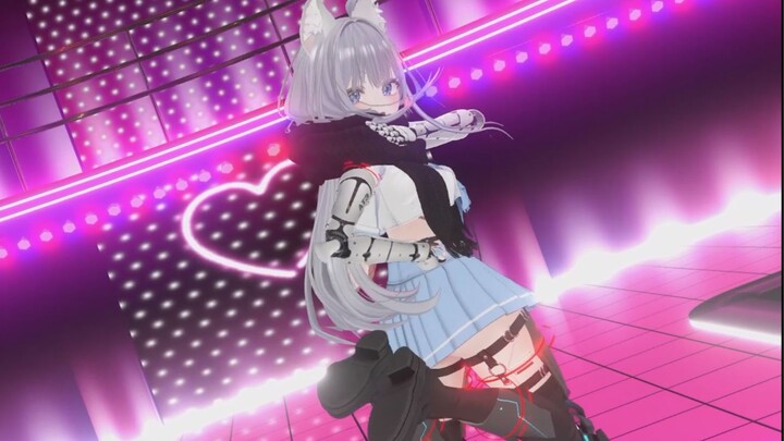 I got tied up and thrown onto a weird stage >_< LUVORATORRRRRY!