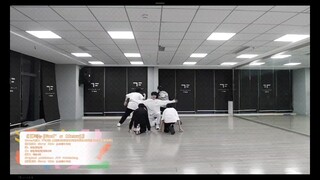 من قال إن الجيل الثالث ليس لديه رقص جماعي؟ الجيل الثالث لديه غرفة تدريب رائعة كهذه، من الرائع مشاهدت