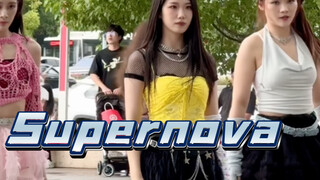 【Supernova】Seperti Ji Jie, aku hanya keramas dan rambutku malah menempel di wajahku di tengah-tengah