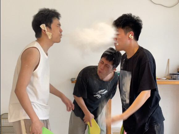 快叫你朋友来看鞋垫配对挑战