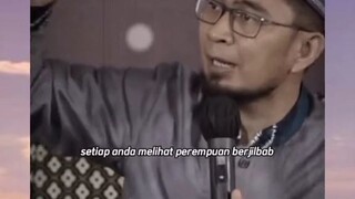 apakah perempuan di islam berjilbab tak?