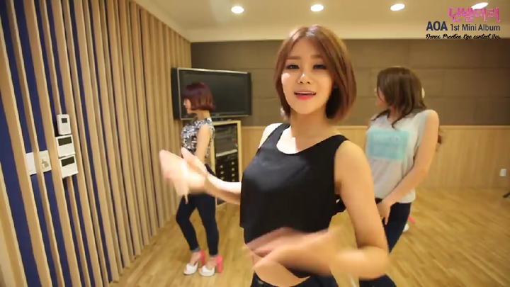 Aoa Sexy dance training make u 😋😋😋