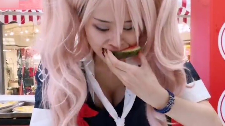 [Chengdu Foley Sauce] Enoshima Shieldzi eating melon scene? What can I do, I can eat melon first