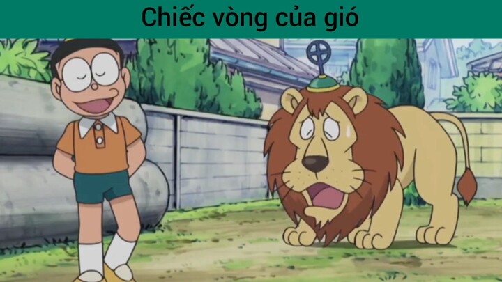 chú sư tử bên cạnh Nobita