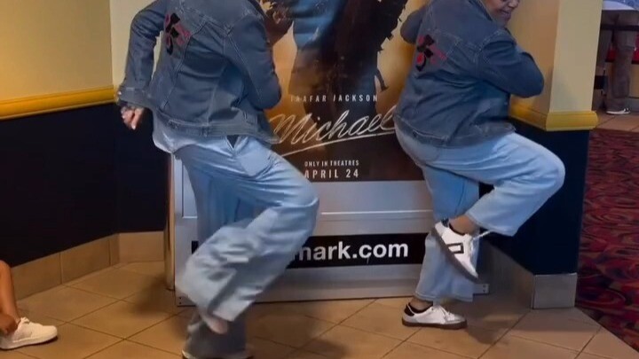 Even grandma-generation dancers can nail MJ’s moves—now that’s the power of Michael Jackson! What a 