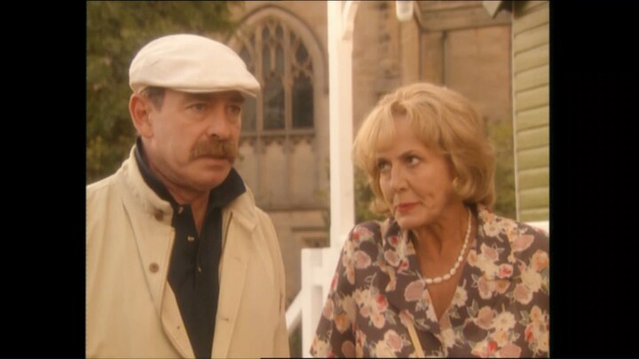 OUTSIDE EDGE (1996) HD S3E3 The First Match - B. Blethyn, R. Daws, M. Jayston, T. Brabin, T. Spall