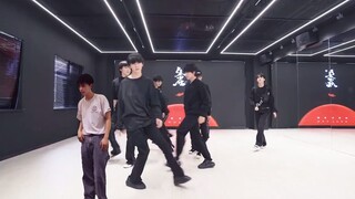 新版《朱雀》练习室流出...爆笑 feat.陈梓铭