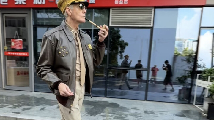 Becoming the World's Richest Person Is Simple