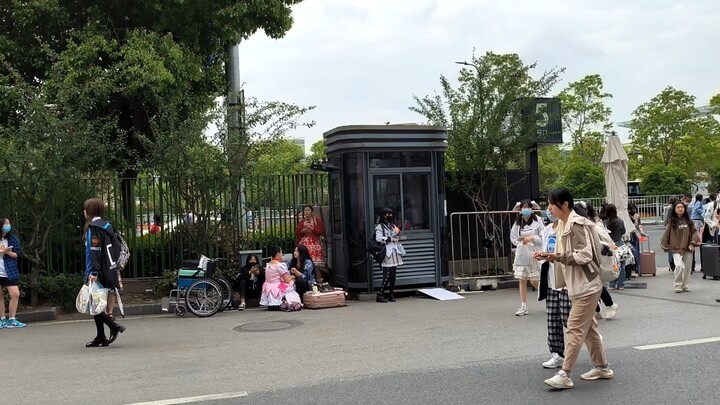 CP29 Satirical Literature: “No Tickets, No Entry. Please Don’t ‘Queue Up Again’”