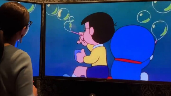 Khi tôi hát "Bài hát Đôrêmon" trong KTV