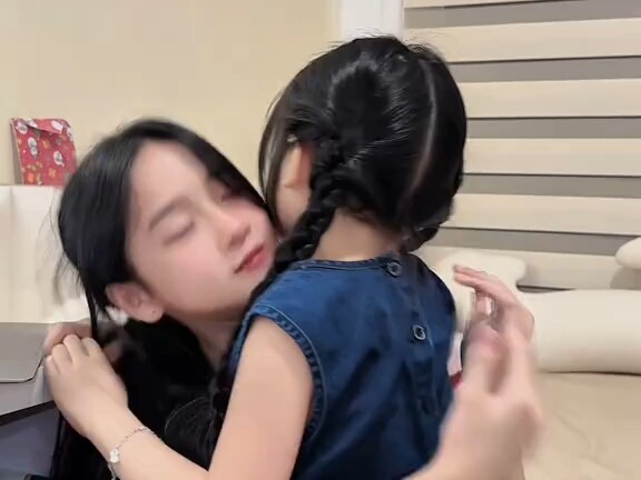 Finally, we’re seeing a normal sisterly relationship.