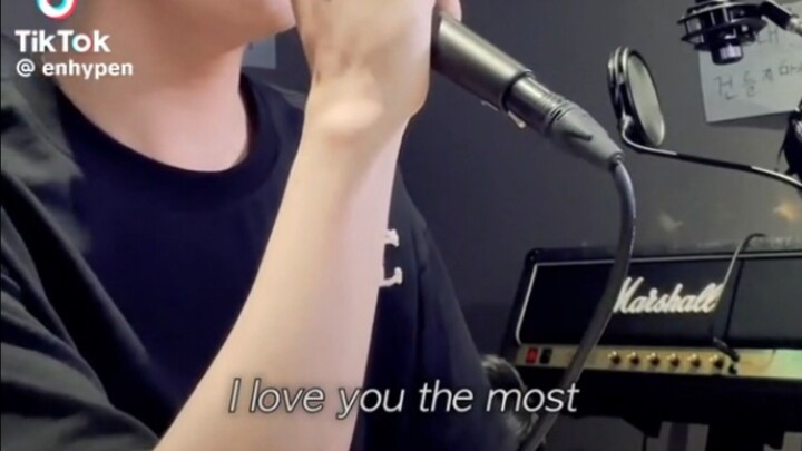heeseung singing I love you the  most         (ccto)