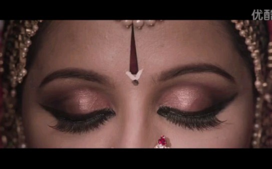 رقصة كوتسيبودي للمعلمة الهندية مانجو وارير