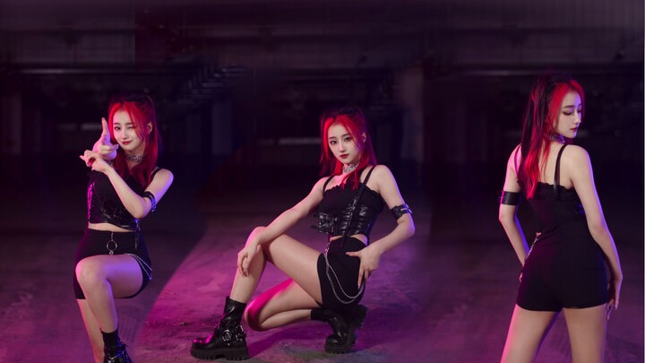 The vertical screen is so close, so hot, I like it! ♥