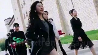 คุณพ่อแสนดีของฉันกับครอบครัวควายๆ