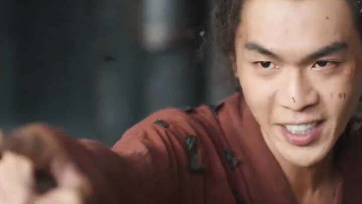 “Sự khác biệt giữa quan lại ở kinh thành và quan lại địa phương, vị huyện lệnh này nói quá rõ ràng r