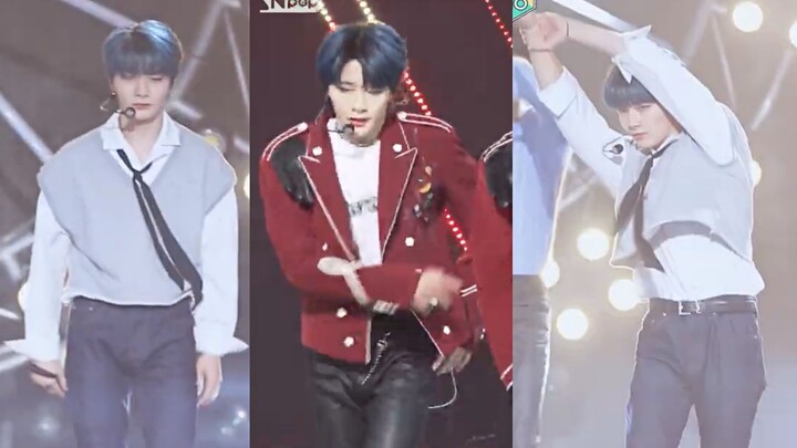 【ليانغ جينغ يين】تحدي عدم النظر إلى هناك