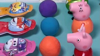 Toy animation: make ice cream for the pig family