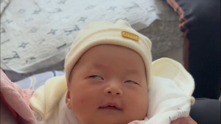 A deadly roast from my own mom—her resentment is no less than that of a vengeful ghost!