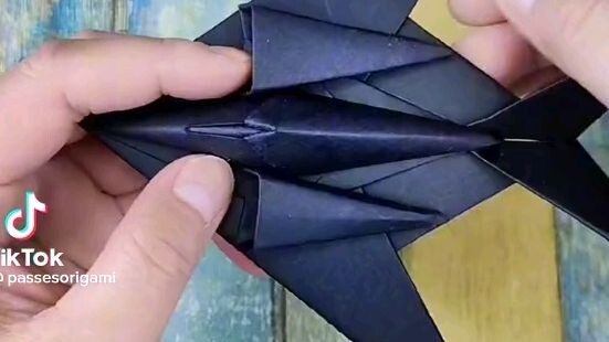 paper plane tutorial