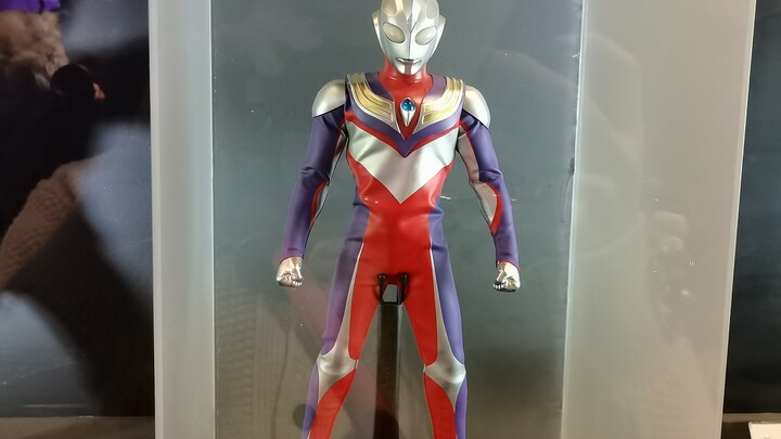 threezero 30 FigZero 1/6 Ultraman Tiga real shot