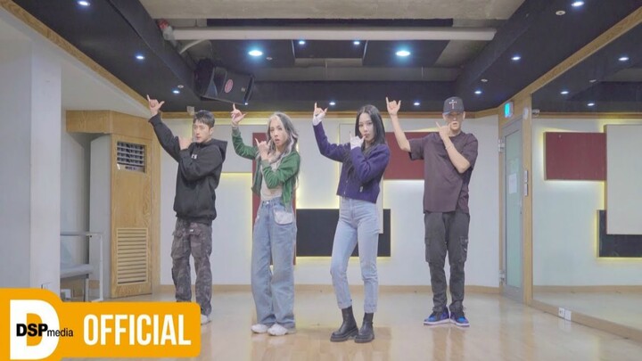 Ruang latihan untuk lagu baru KARD berjudul “RED MOON” telah dirilis, dengan ritme yang kuat dan san