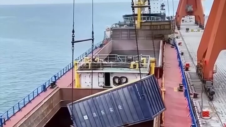Why aren’t ocean-going freighters worried about little birds eating their grain?